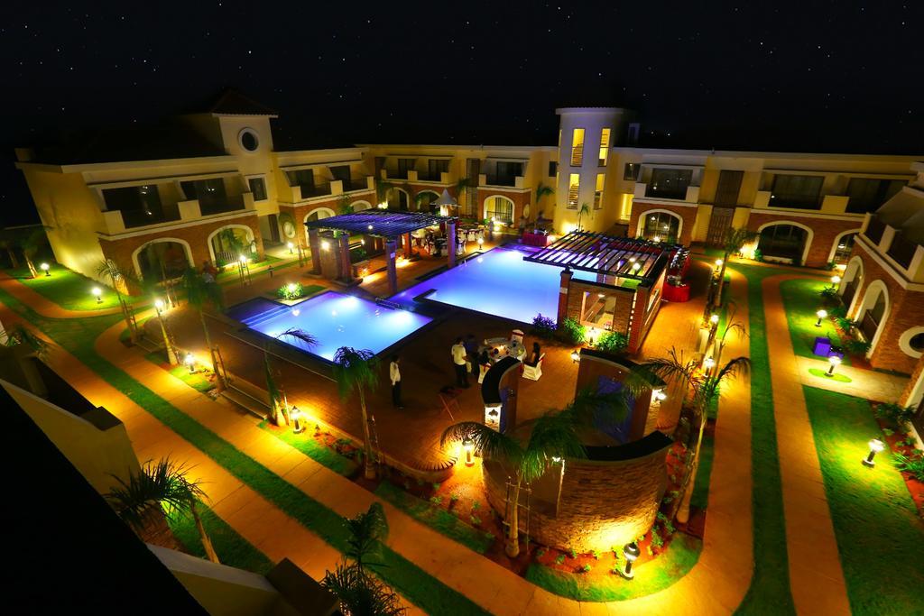 Grand Serenaa Hotel & Resorts, Auroville Exterior foto